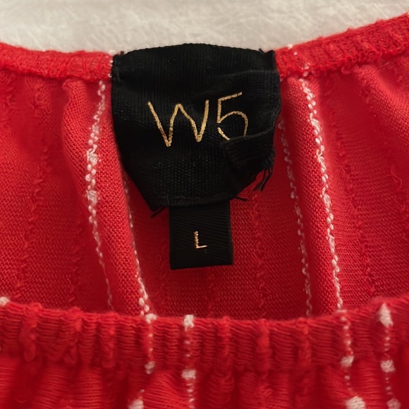 Red Top - Picture 2 of 7